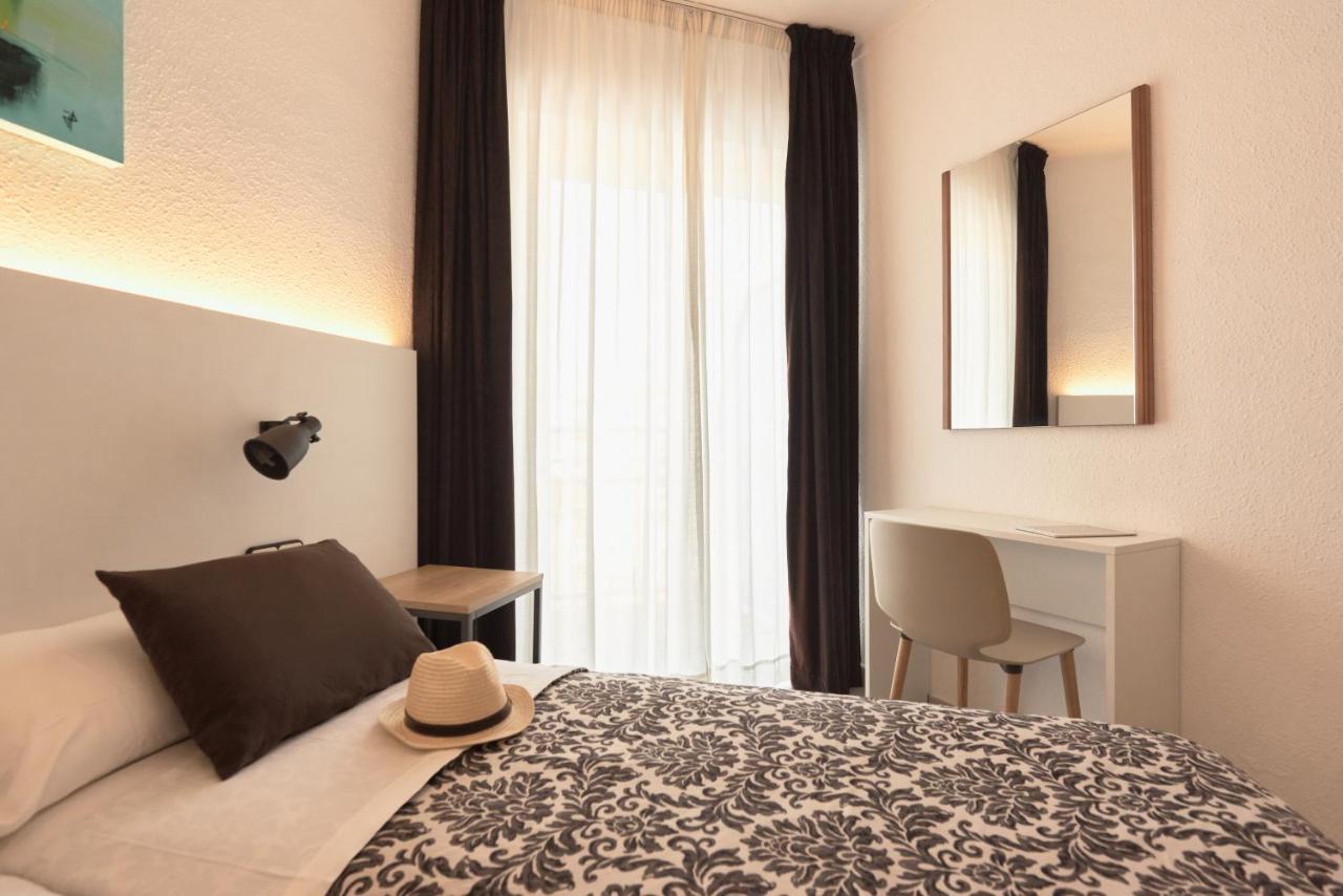 Hotel Miami Calella Dış mekan fotoğraf