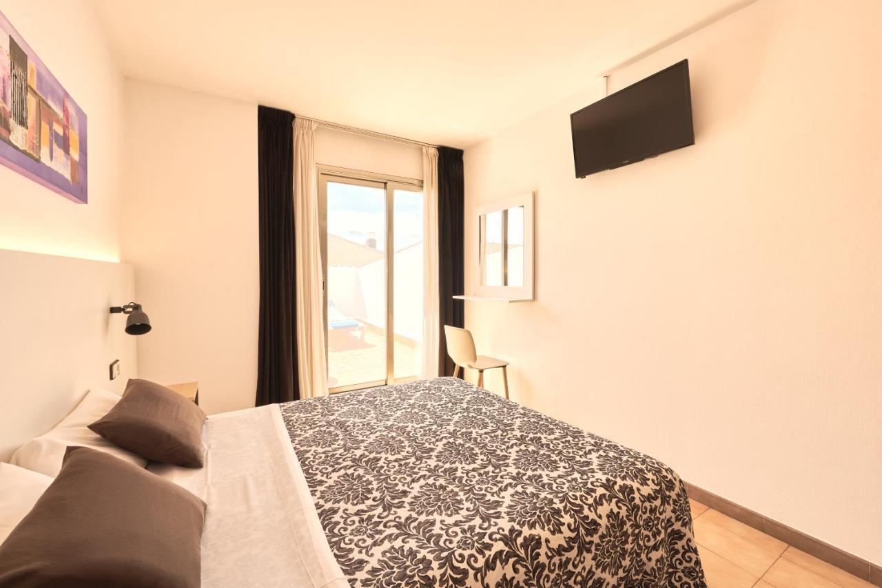 Hotel Miami Calella Dış mekan fotoğraf