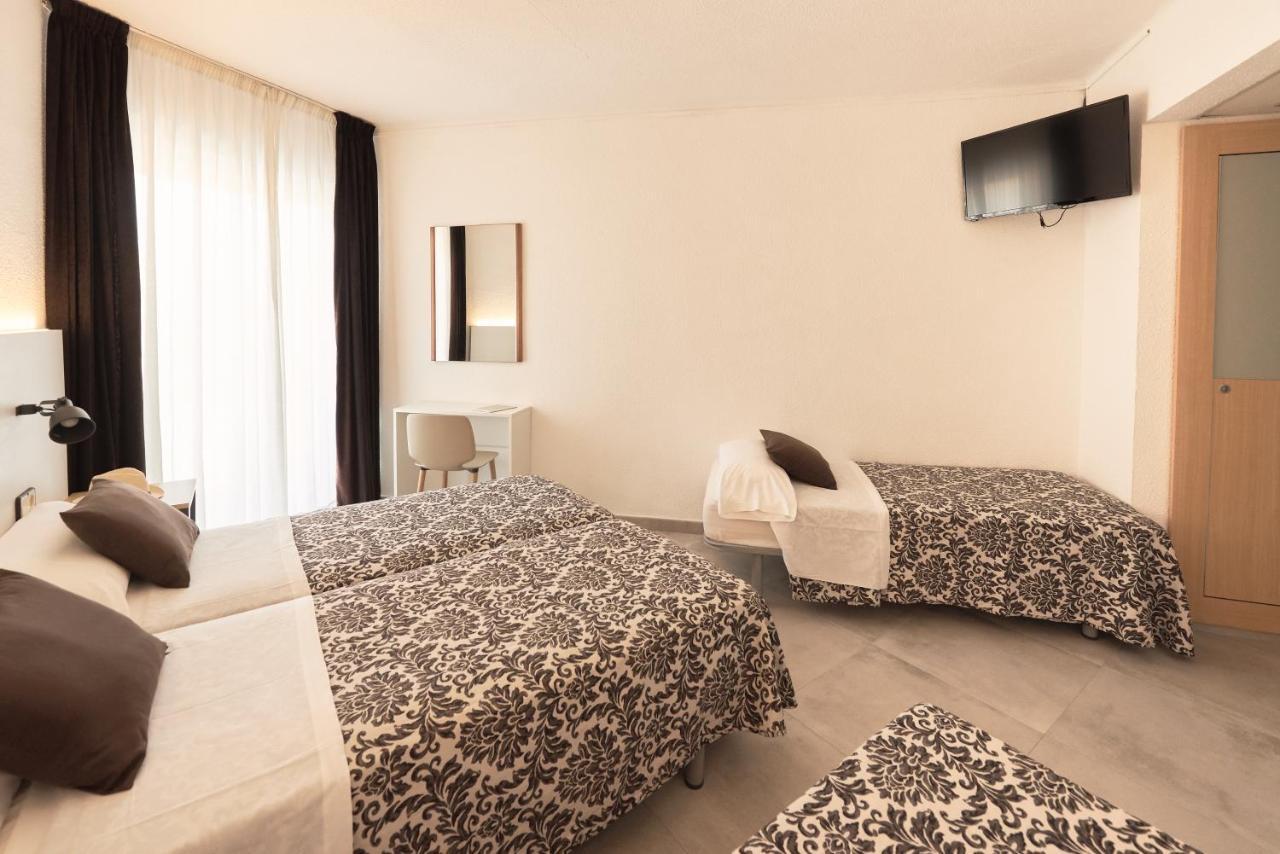 Hotel Miami Calella Dış mekan fotoğraf