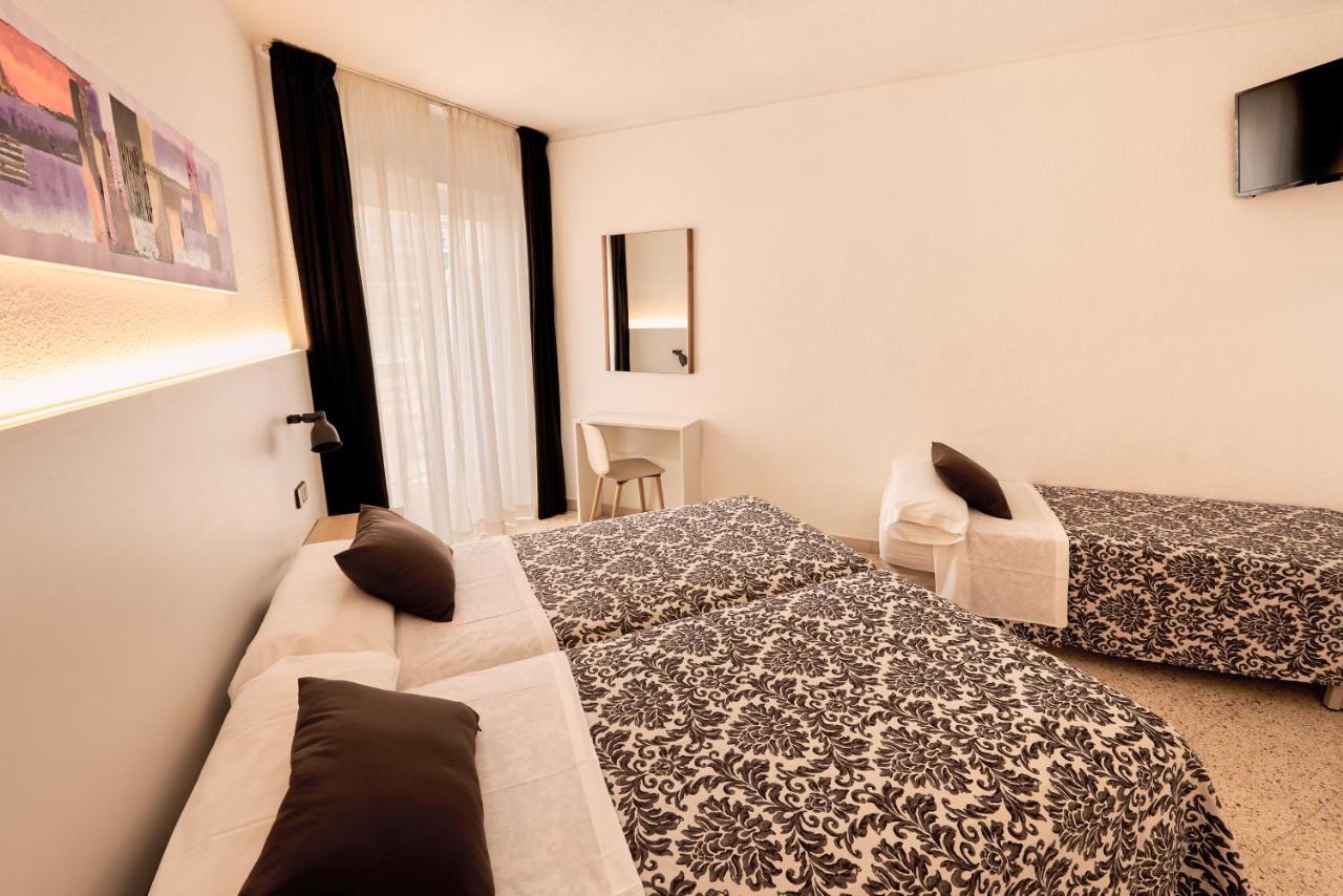 Hotel Miami Calella Dış mekan fotoğraf