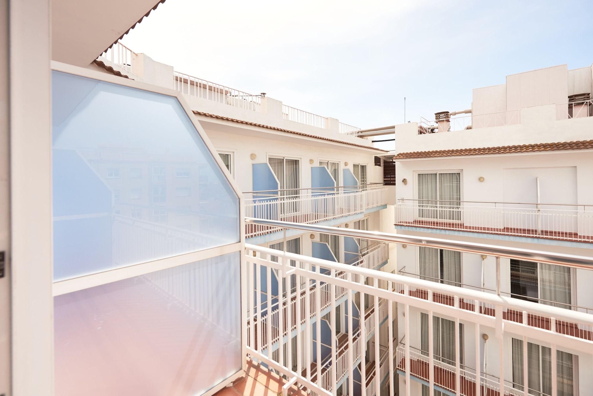 Hotel Miami Calella Dış mekan fotoğraf