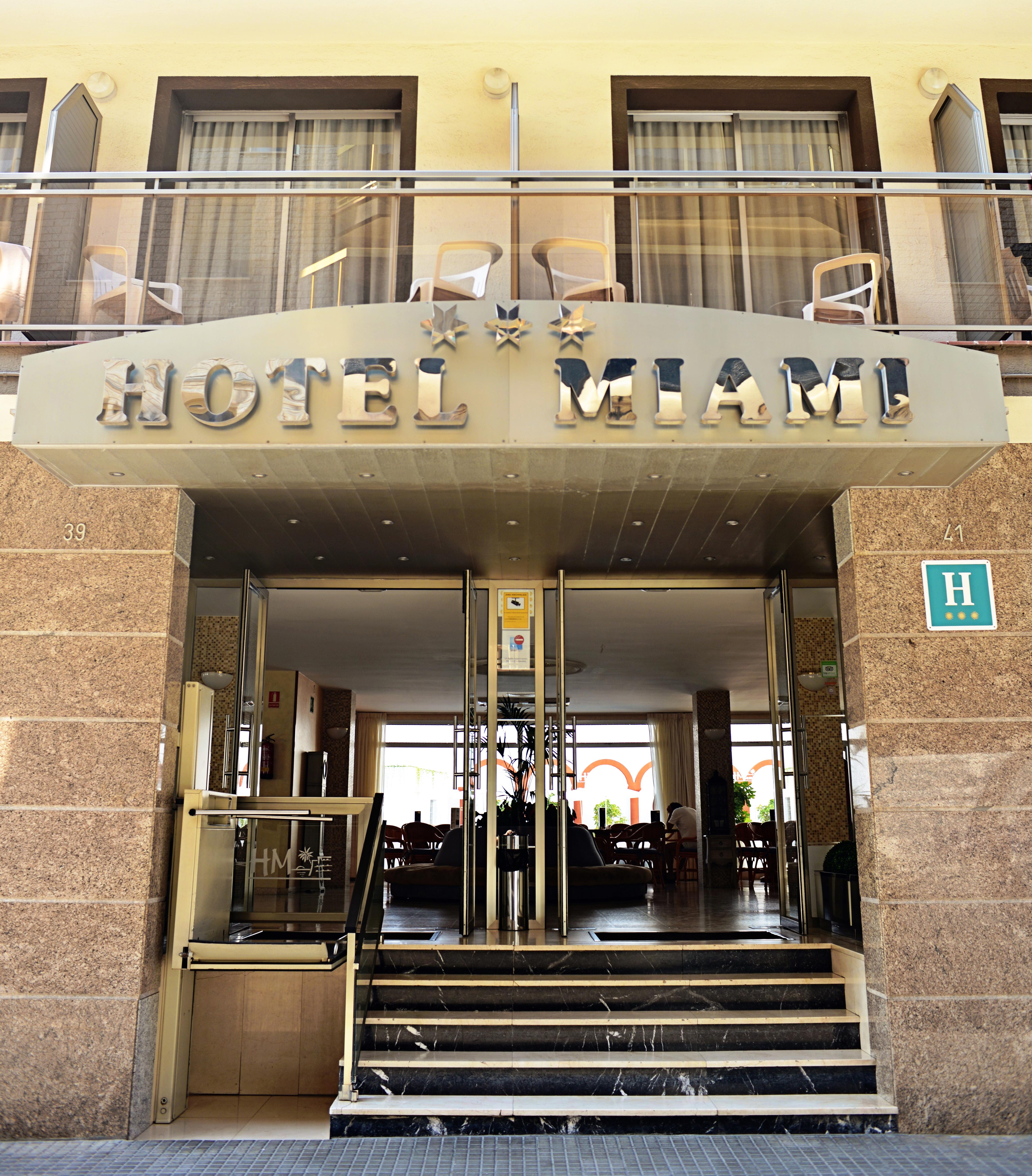 Hotel Miami Calella Dış mekan fotoğraf
