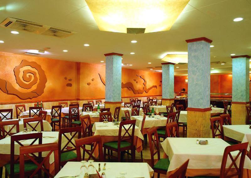 Hotel Miami Calella Dış mekan fotoğraf