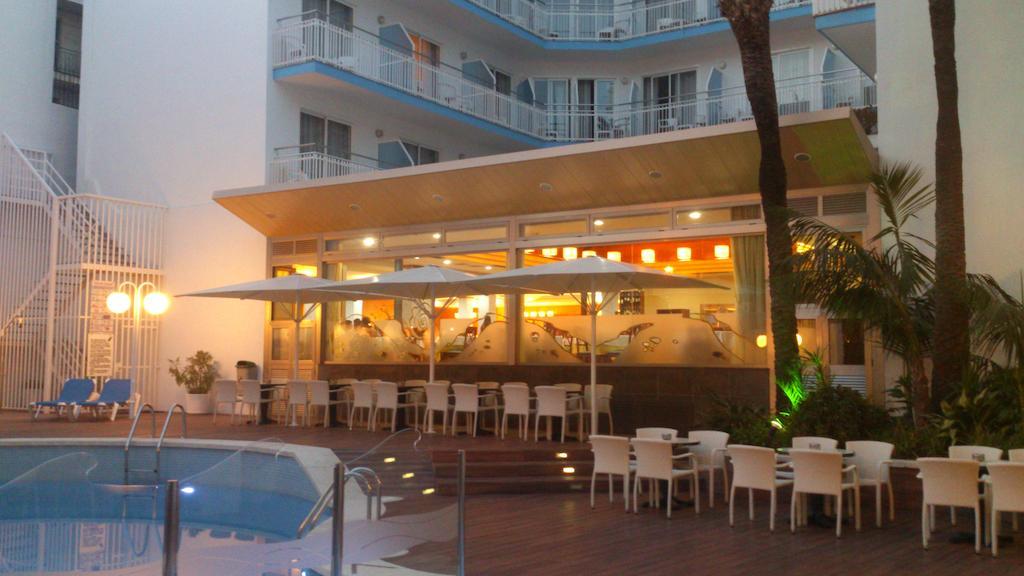 Hotel Miami Calella Dış mekan fotoğraf